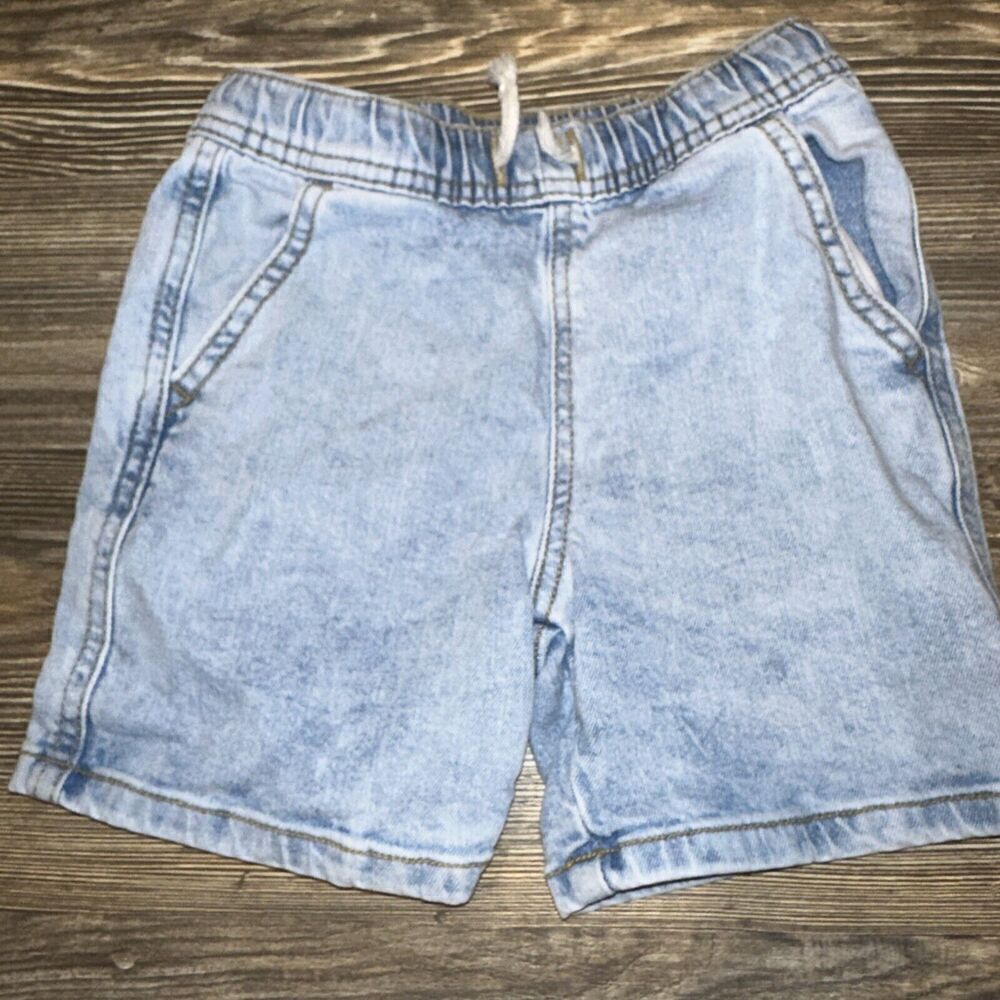 Cat & Jack Boys Size 5T Pull on Drawstring Denim Shorts. NWOT. J